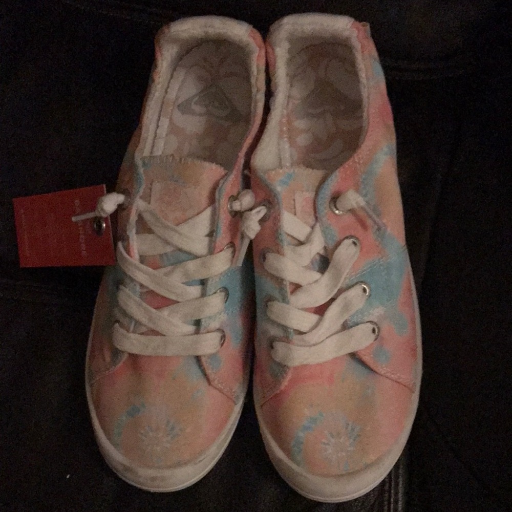 Roxy multi color bay shore shoes size 7.5